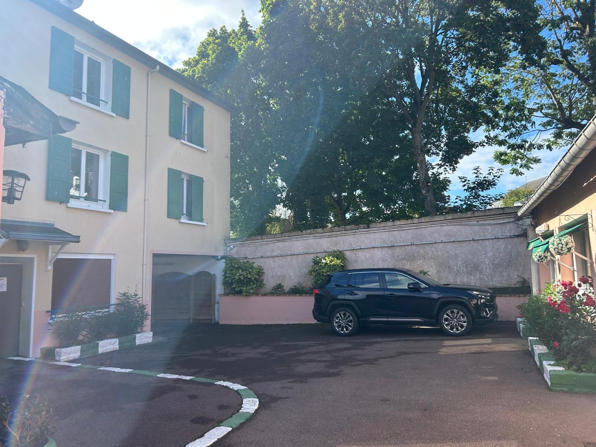 Hotel Saint - Charles Rambouillet Exterior photo